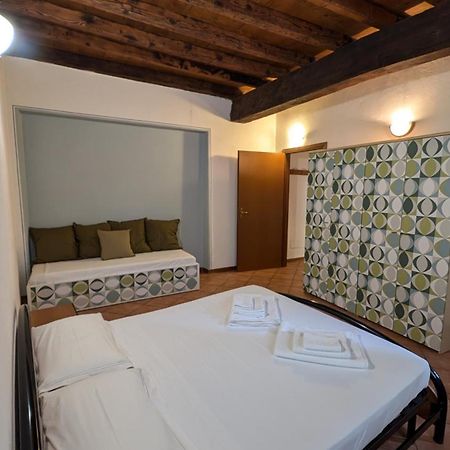 Il Castello Delle Dame - Il Maschio Apartment Vigevano Ngoại thất bức ảnh